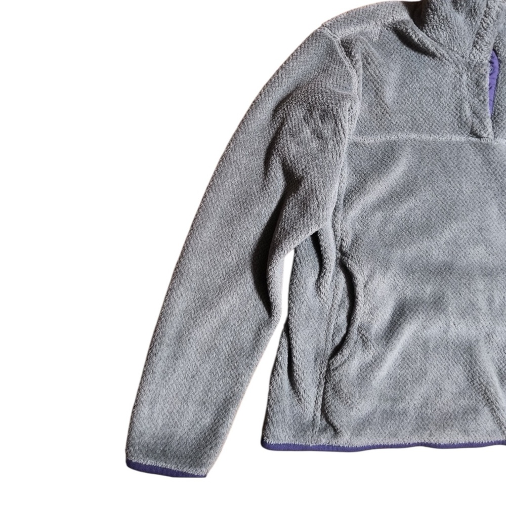 PATAGONIA Fleece Pullover in Gray w/ Purple Accents Size Small - Picture 8 of 13